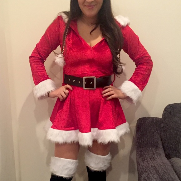 Red Santa Costume - Picture 1 of 2